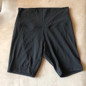 Lululemon 8 inch align biker shorts
